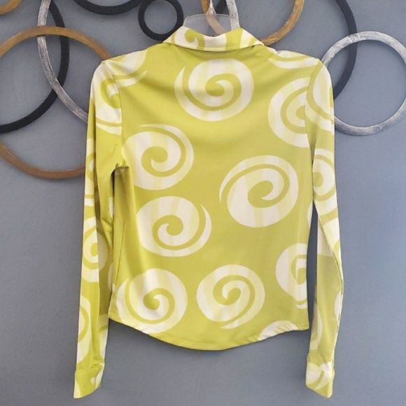 Beautiful "The Limited Top" - Picture 2 of 9